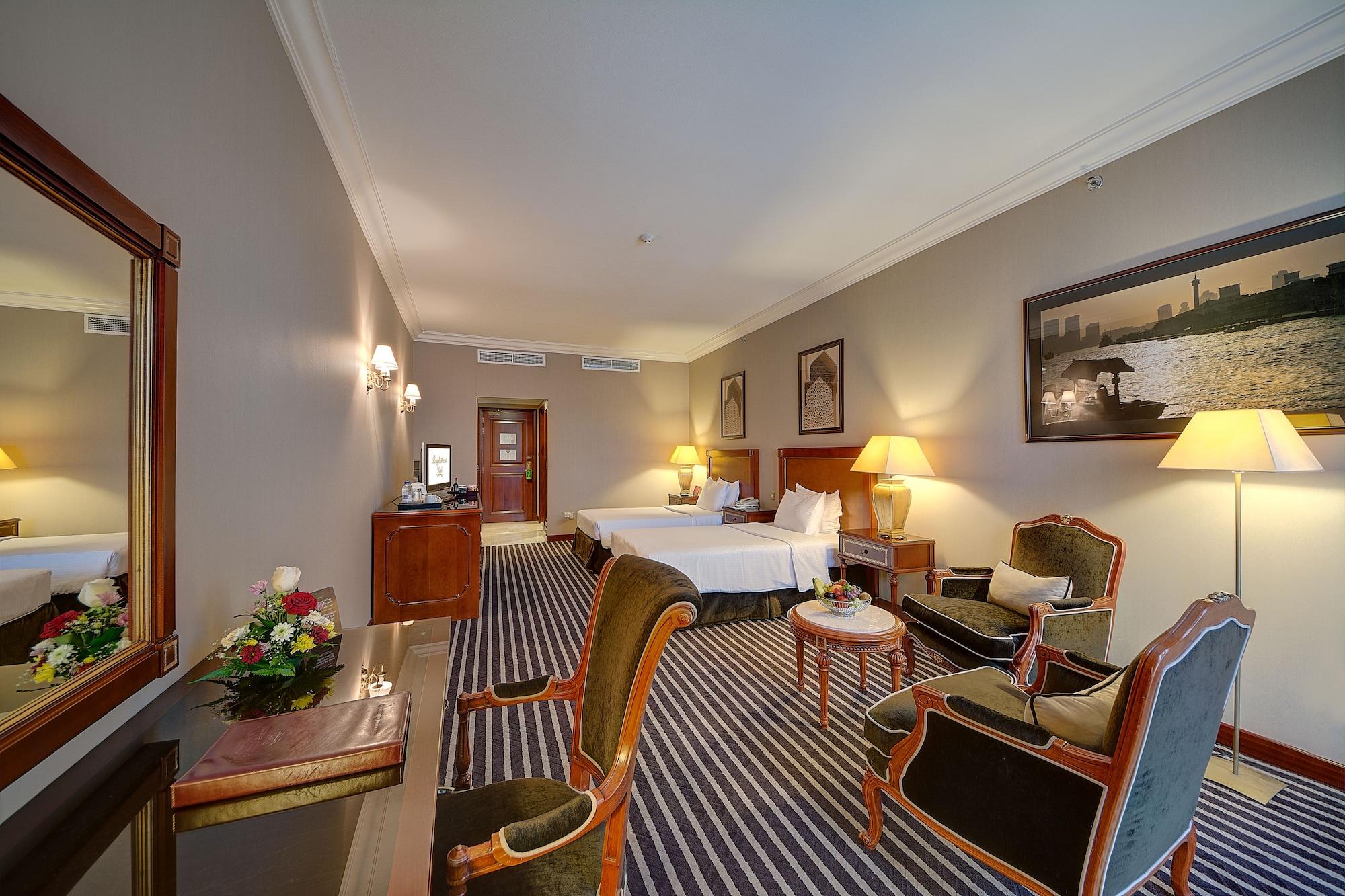 דובאי Royal Ascot Hotel מראה חיצוני תמונה