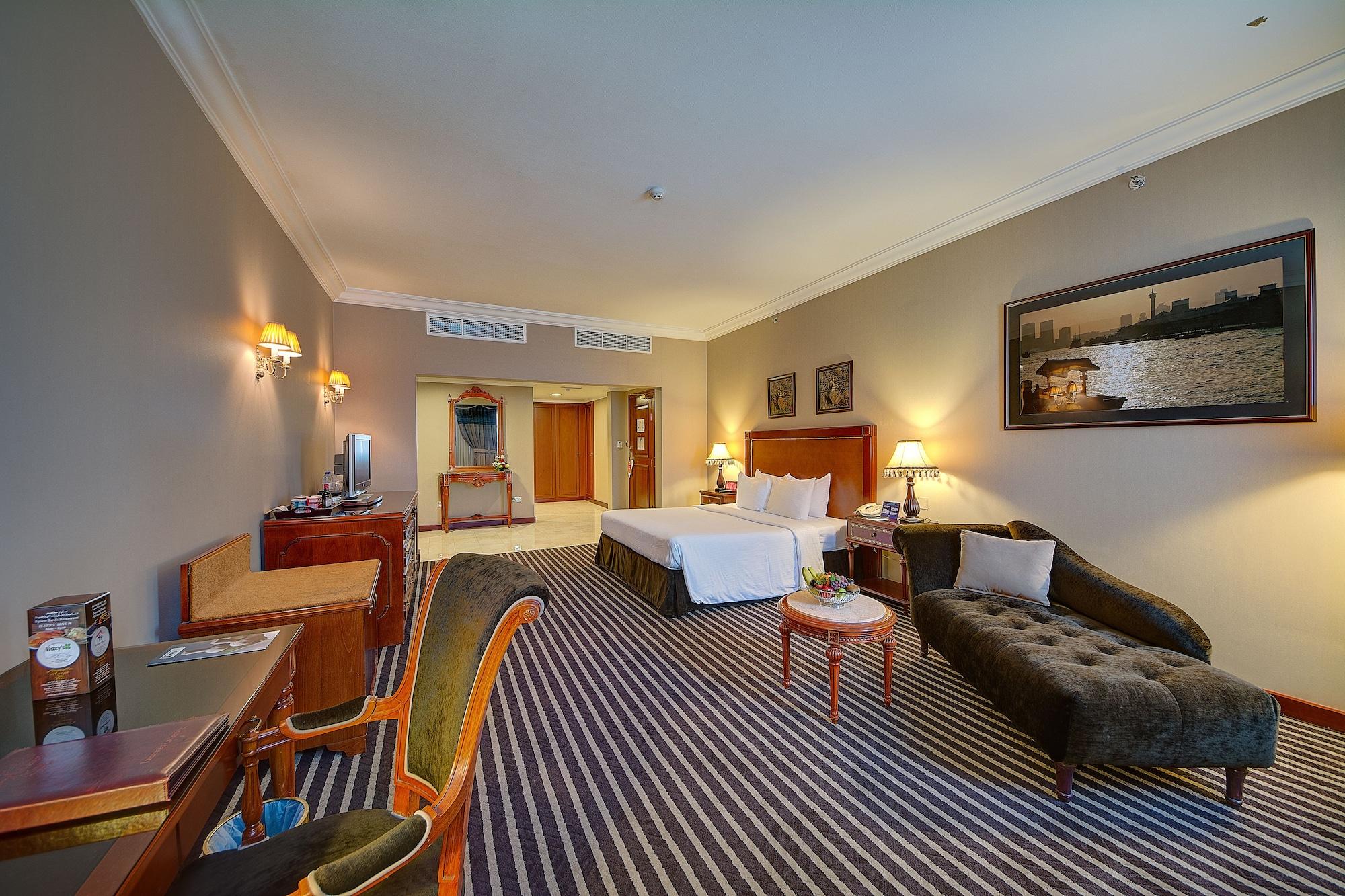דובאי Royal Ascot Hotel מראה חיצוני תמונה